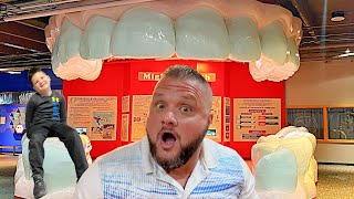 Caleb GOES to the Children's Museum-Learns About Science for Kids with Mom and Dad! Family Fun Day!