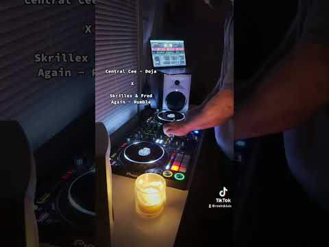 Central Cee - Doja X Skrillex & Fred Again - Rumble (Live Blend)