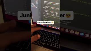 Junior Vs Senior Developers🫰🏻♥️ #shorts