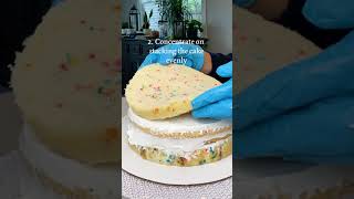 Tips for crumb coating a cake #SHORTS