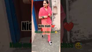 nidhi mam a rahi live class...#rwa #trending #video