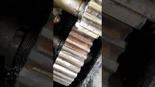 #gear pitch setting .#engineeringlife #automobile #skilldevelopment #hardwork #welding #lathemachine