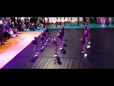 Run the world, girls! - International dance competition