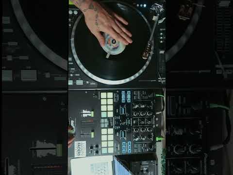 CUT IT UP FRESH! #scratch #dj #scratching #turntablism #turntablists