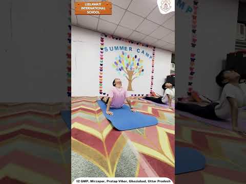 🧘‍♀️ Stretch, breathe, and flow! Our campers are finding their inner peace under the summer sun 🌞