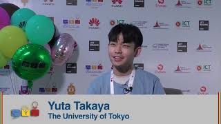 How do World Finals teams divide problems between contestants