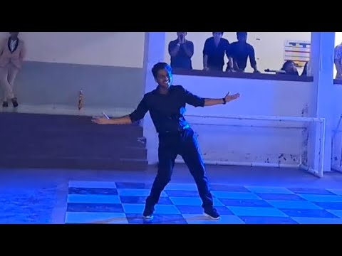 Freshers' dance performance at Bombay College of Pharmacy |Suraj Hua Maddham,First Class & Muqabla!