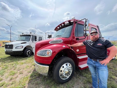 Viper Red Bolt *Custom M2 106 Freightliner Hauler Truck