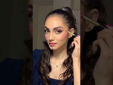 Blush hack for lifting your face😁🫶🏻 #blushhacks #makeuphacks #shorttips