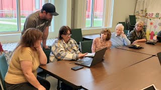 Tech troubles? Helping seniors struggling with their devices.