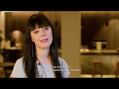 Stone.hosting customer case: Modular Lighting Instruments