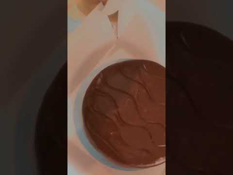 #layarsbestcakeintown#chocolate#delicious#foodblogger#trendingshorts#tarqacuisine#likeandsubscribe