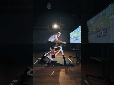 Zwift Off The MAAP irl kit showcase 🚴🏽