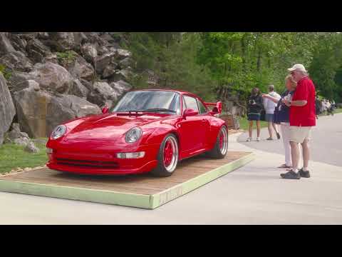 Porsche Platica Red beautiful Porche