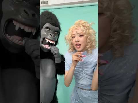 🦍♡👸🏼 #ROSÉ_Bruno_APT
