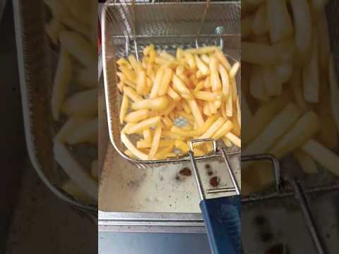 FRENCH FRIES (PERI PERI)#frenchfries #tastytreats #shortsvideo #foodblogger #foodie