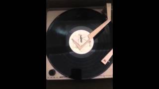 Vintage Motorola Portable Record Player turntable SP-28-E