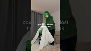 the friend who sent this to you thinks you’re slacking rn  #duolingo #duolingostreak