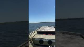 25hp evinrude on 15ft Jon boat 35mph!!
