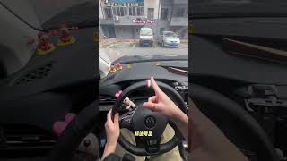 Tips for novice drivers to judge the distance between left and right vehicles. #shortsfeed #ytshorts