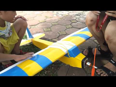 J3 RC Model.mp4