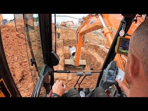 Digging out manhole box