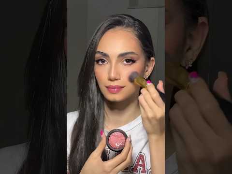 How to apply your contour and blush correctly 😎 #makeuptips #makeuptoturial #shorttips