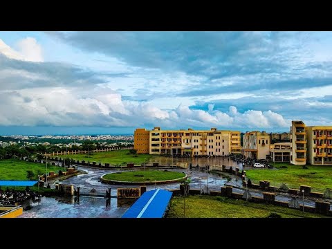 Enroute to Mata Mandir | "Chal mata ho kr aate" | ft. Emiway Bantai | MANIT Bhopal