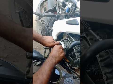 ns 160 clutch plate change by Balaji automotives piplani bhopal khajuri kalan road