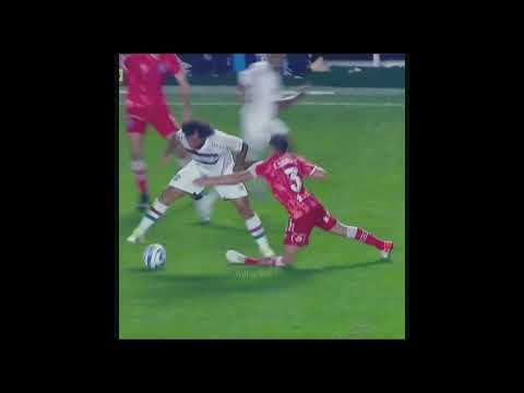 MARCELO Moment Real Madrid legend SICKENING TACKLE leaves opponent with a fully dislocated knee