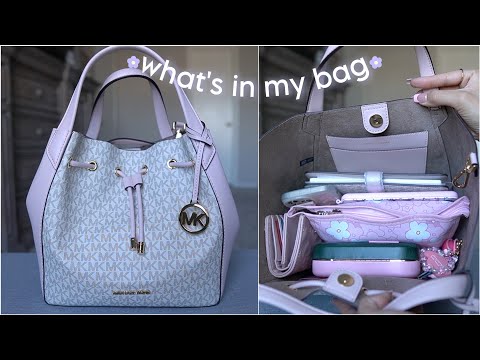 ✿ what's in my Michael Kors Phoebe bucket bag ✿