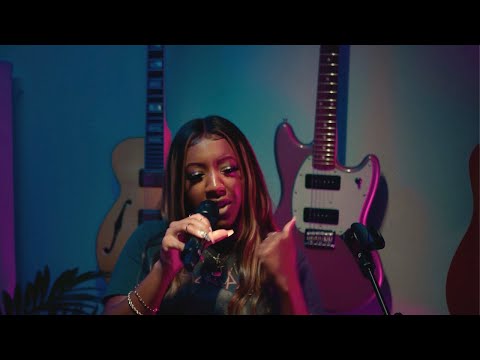 Sydney Renae - "Mixed Emotions" Performance