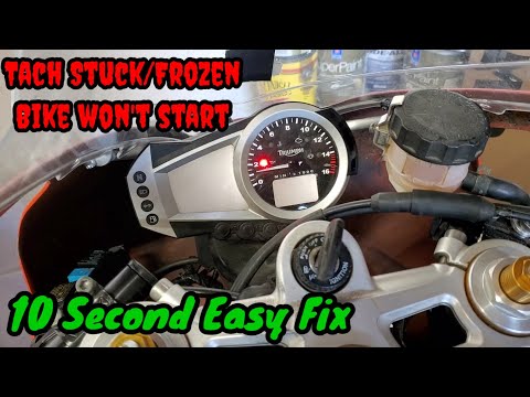 Triumph Daytona 675 Tach Stuck Bike won't start! 10 Second Easy Fix!