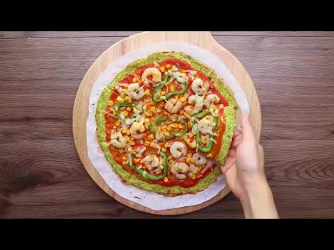 Delicious Zucchini Crust Pizza Recipe: Low Carb and Veggie- Packed