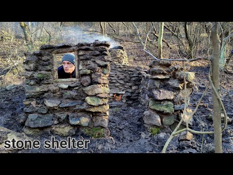 STONE HUT BUILDING & WINTER CAMPING / Stone shelter, Underground shelter