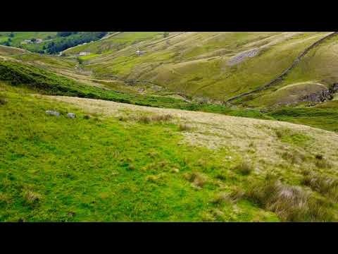 Mavic mini very strong wind test and a very old abandoned car 🚗