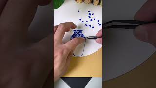 Eggshells can be made into vases? Give it a try! #ParentChildCrafts #ToddlerCrafts