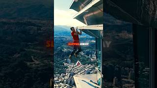 Free Soloing a 1,700ft Skyscraper LIVE😱🏙️ | Alex Honnold