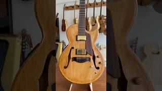 Oyma kasa akustik caz gitar  Custom acoustic jazz guitar #brikenguitars #jazzguitar