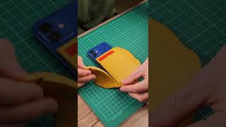 DIY magnetic wallet phone case! 🧲📱 #phonehack