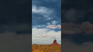 his is Monument Valley at its most magical. 🌄🇺🇸 #MonumentValleyMagic #SunriseInUSA