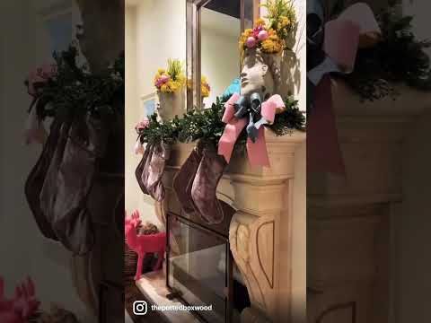 Beautiful holiday decor in Dallas for the ABPA home tour!  #holiday #christmas #decoration interior