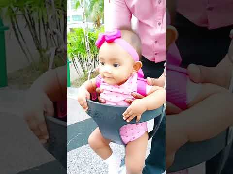 playground with my lil one😍