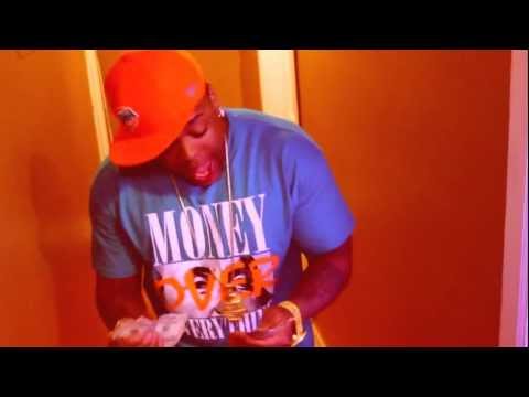 D.SMALLZ - L.O.M MONEY