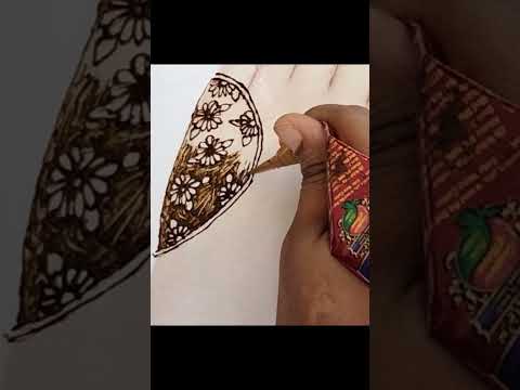 #mehndi #bridalfronthandmehndidesign #shortviral #hennamehndidesignshennaart