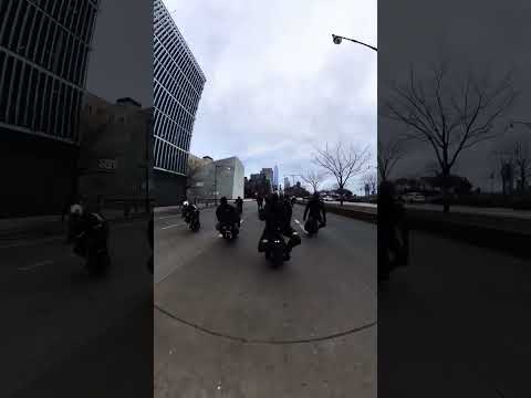 Formations on one wheel 🤯