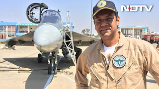 Watch: NDTV's Vishnu Som Is World's First Reporter To Fly On The Tejas