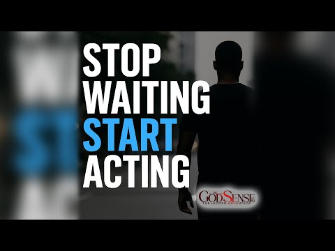 Stop Waiting, Start Acting: Daily Motivation to Crush Your Goals