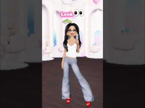 Everyone looks awful from underneath. You need to go high! #trend #dresstoimpress #funny #roblox