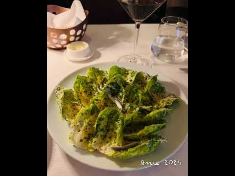 Dining at Delmonico’s feels like stepping into history! 🕰️✨